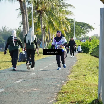 Runner Photo 6090082