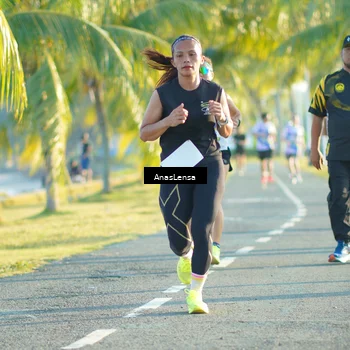 Runner Photo 6090126