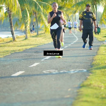 Runner Photo 6090131