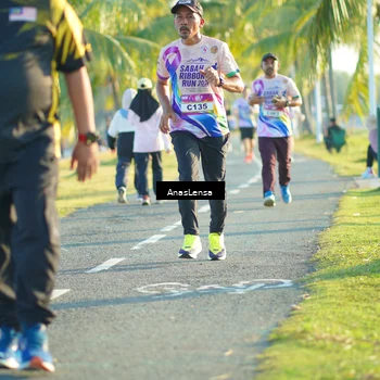 Runner Photo 6090257