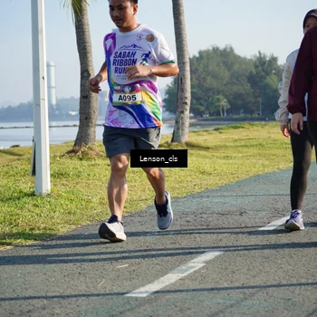 Runner Photo 6090300