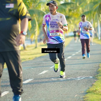 Runner Photo 6090301