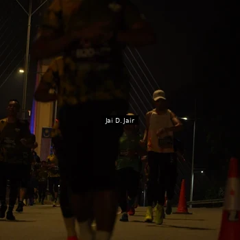 Runner Photo 6090392