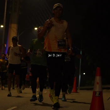 Runner Photo 6090402