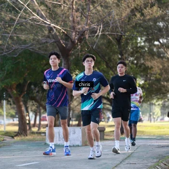 Runner Photo 6090406