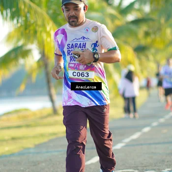 Runner Photo 6090415