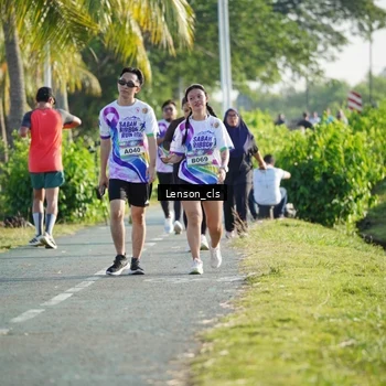 Runner Photo 6090426