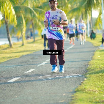 Runner Photo 6090429