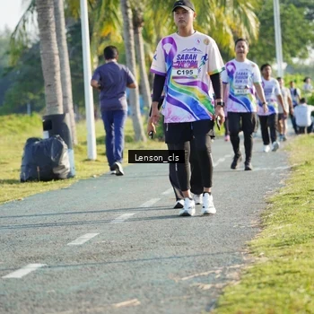 Runner Photo 6090723