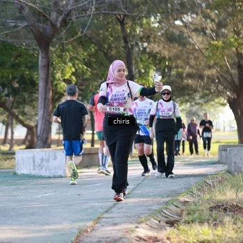 Runner Photo 6090741