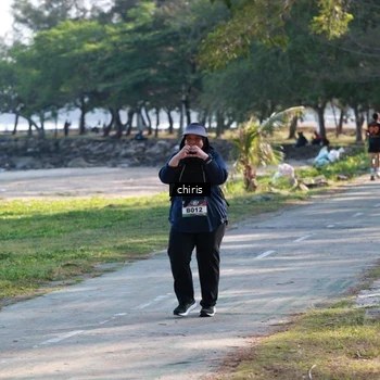 Runner Photo 6090756