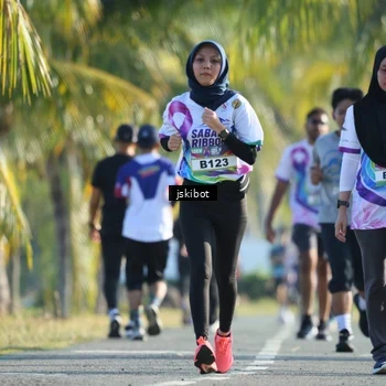 Runner Photo 6090761