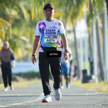 Runner Photo 6090778