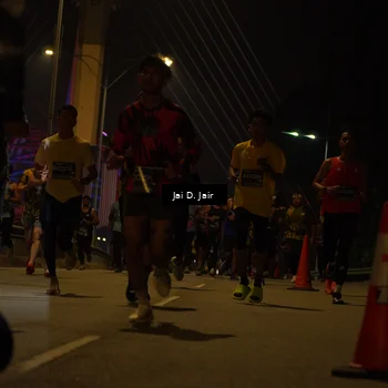 Runner Photo 6090809
