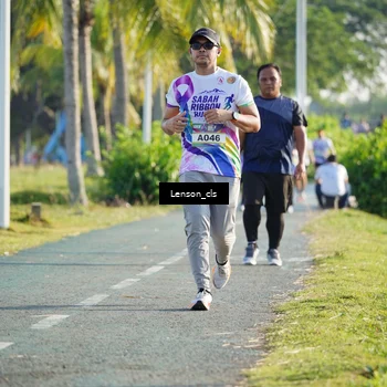 Runner Photo 6090848