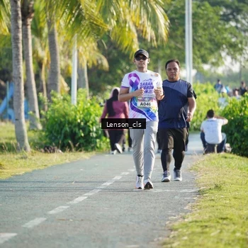 Runner Photo 6090852