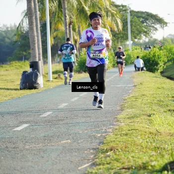 Runner Photo 6090875