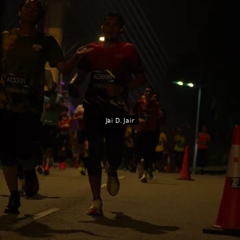 Runner Photo 6090917
