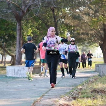 Runner Photo 6090942