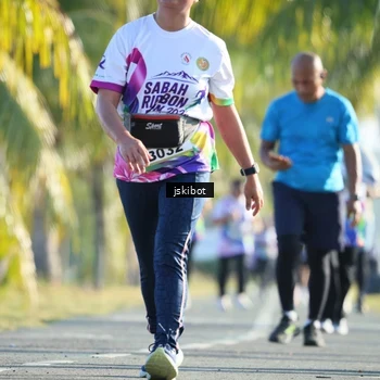 Runner Photo 6090946