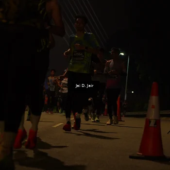 Runner Photo 6091011