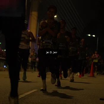 Runner Photo 6091105