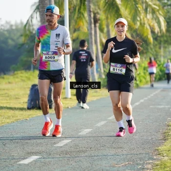 Runner Photo 6091178