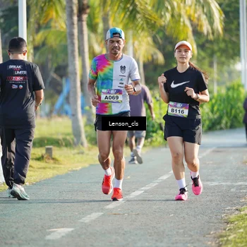 Runner Photo 6091235