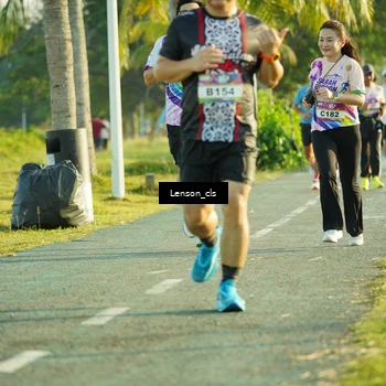 Runner Photo 6091880