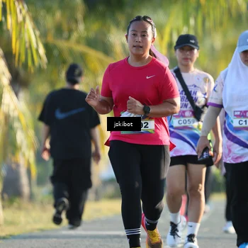 Runner Photo 6091893