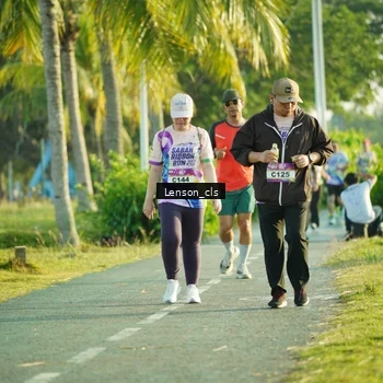 Runner Photo 6091915
