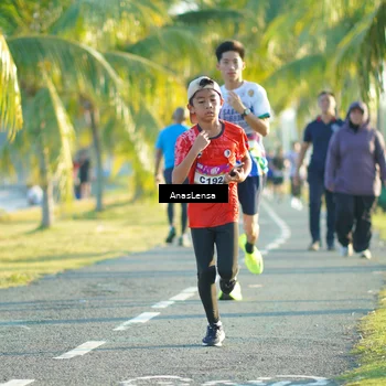 Runner Photo 6092056