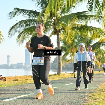Runner Photo 6092090