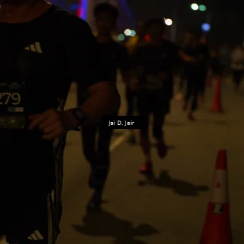 Runner Photo 6092125