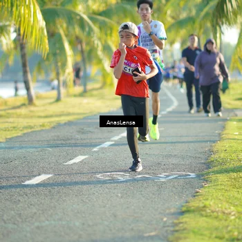 Runner Photo 6092133