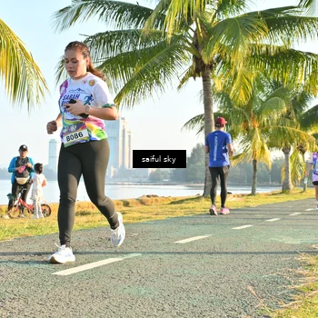 Runner Photo 6092198