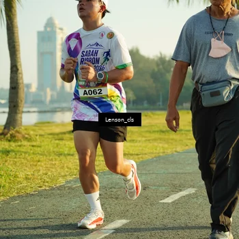 Runner Photo 6092213
