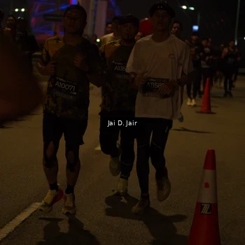 Runner Photo 6092259