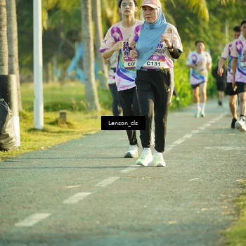 Runner Photo 6092300