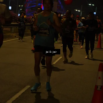 Runner Photo 6092318