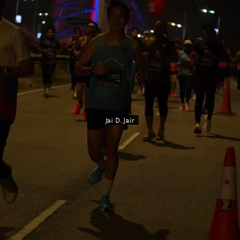 Runner Photo 6092344