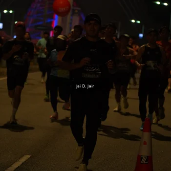 Runner Photo 6092405