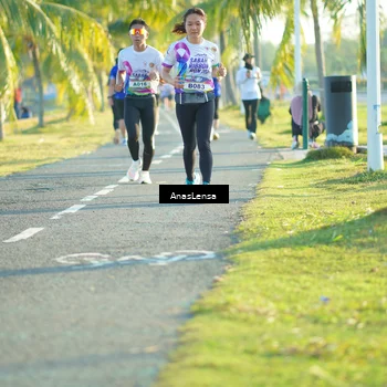Runner Photo 6092498