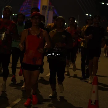 Runner Photo 6092548