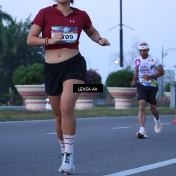 Runner Photo 6092653