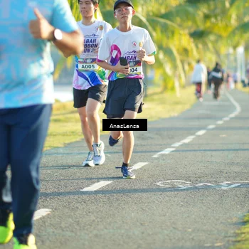 Runner Photo 6092657