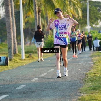 Runner Photo 6093030