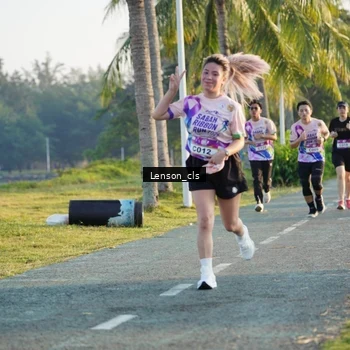 Runner Photo 6093062