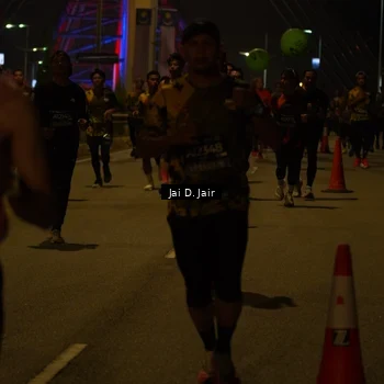 Runner Photo 6093063