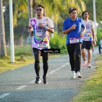 Runner Photo 6093070